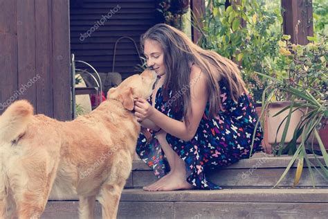 sexes avec chien|Zoophilie femme et chien .